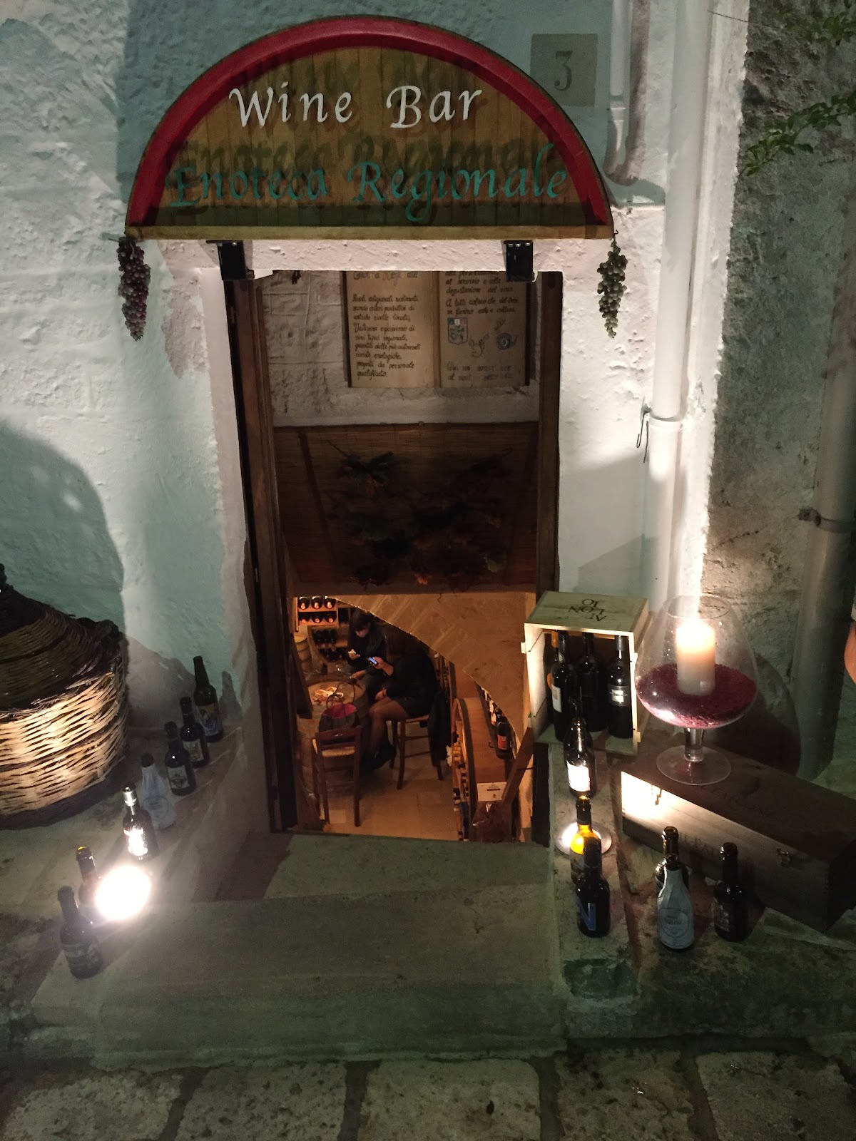 Degustacija vina u trullu — Apulia cellar