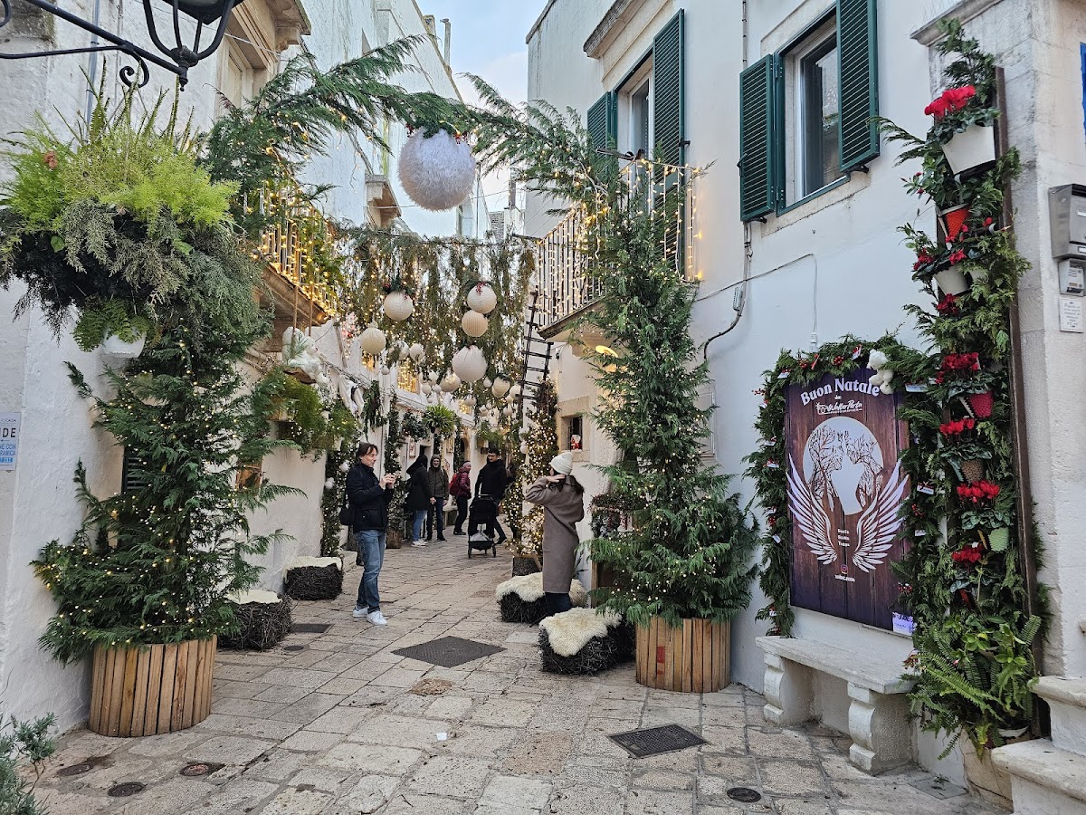 Lokorotondo i Martina Franca — bela sela Valle d'Itrie