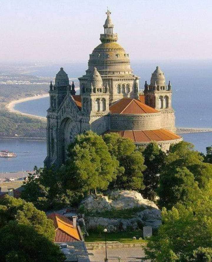 Viana do Kaštelu