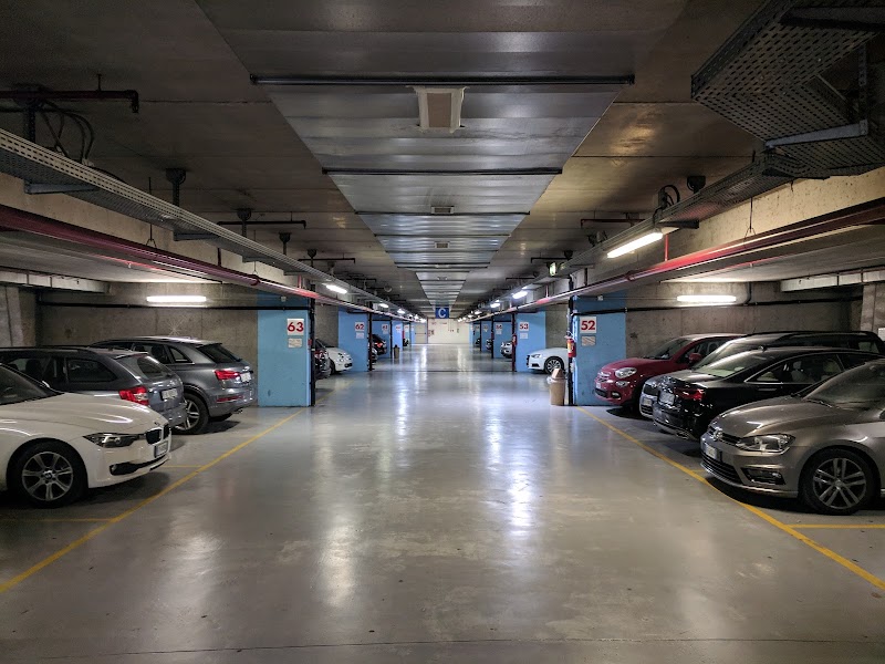 Buonaparte Parking