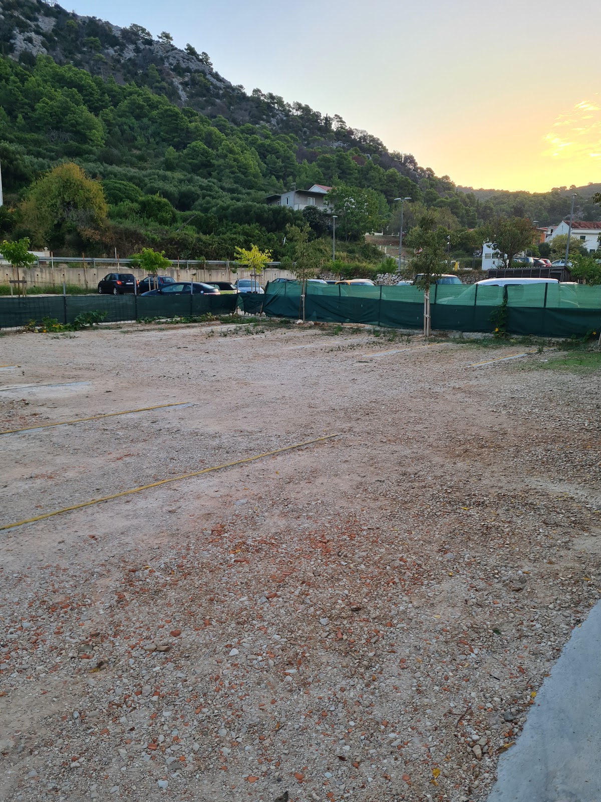 Caric Parking