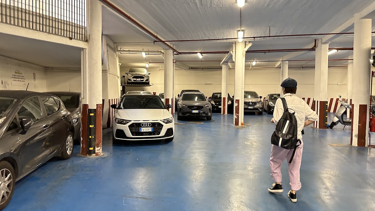 Garage Green Parking Napoli