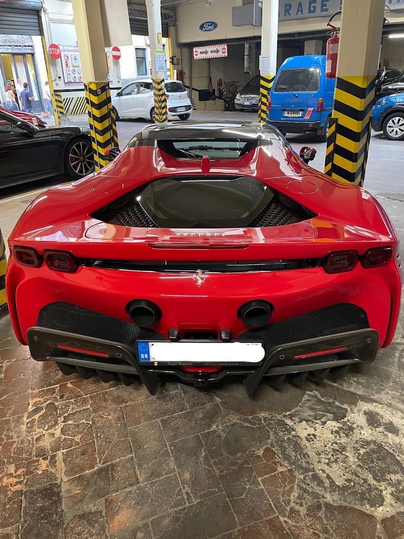 Garage Santa Trinita