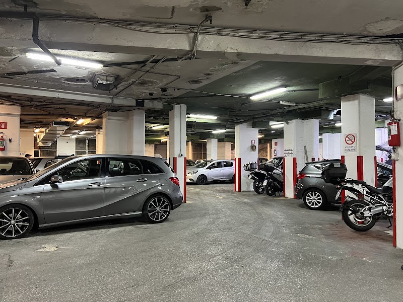 Gran Garage Incoronata Sas