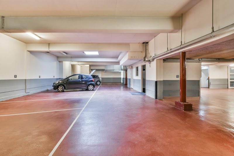 Mobypark - Parking Booking Needed near Jordaan (long term parking)