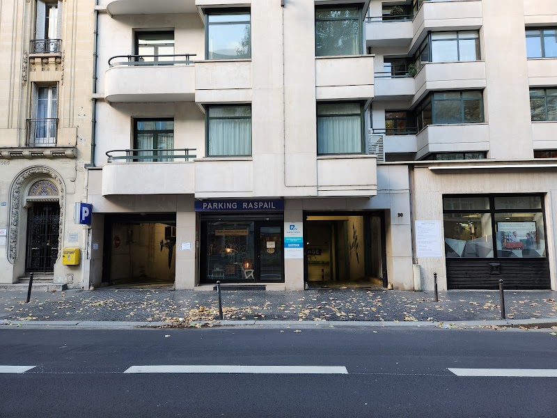 Montparnasse Raspail