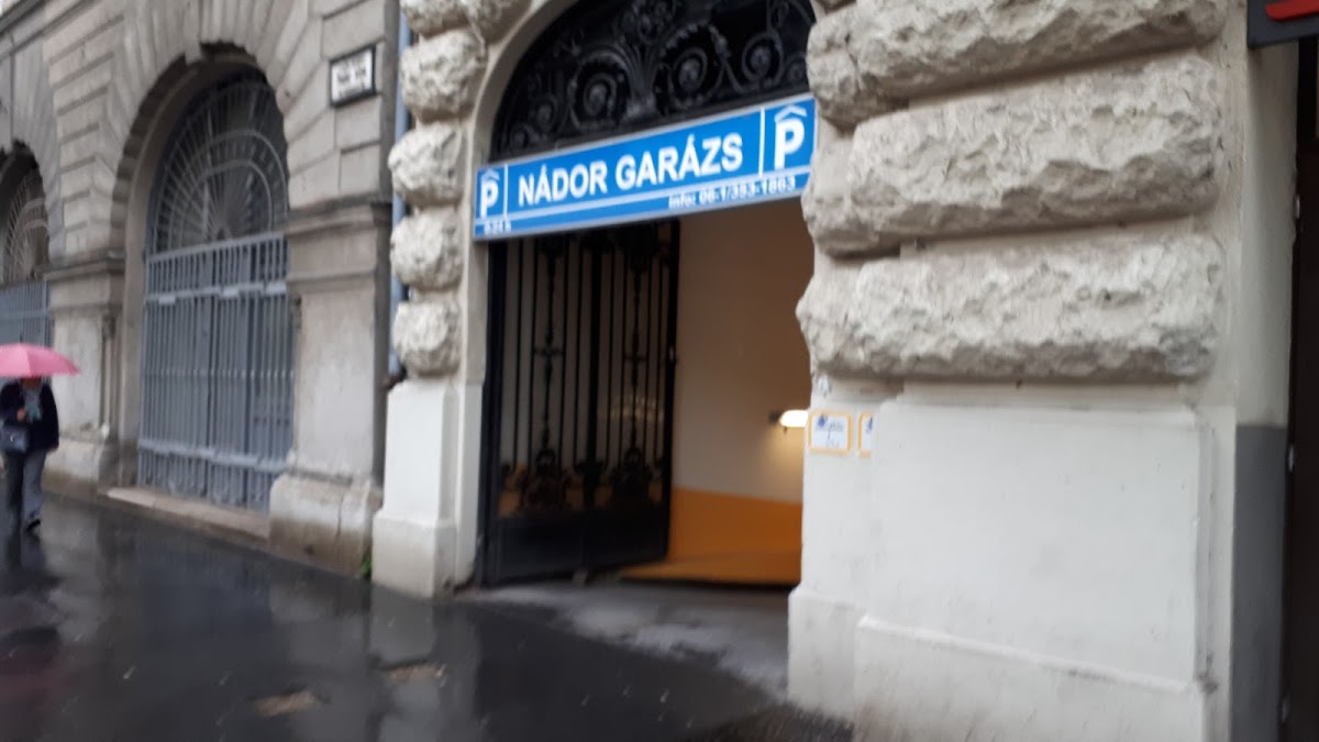 Nádor Garázs