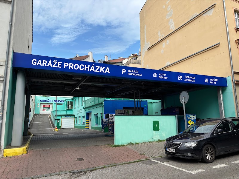 [P] Garáže Procházka