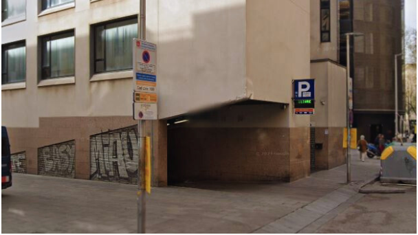 Pàrquing Saba-Bamsa Illa Raval