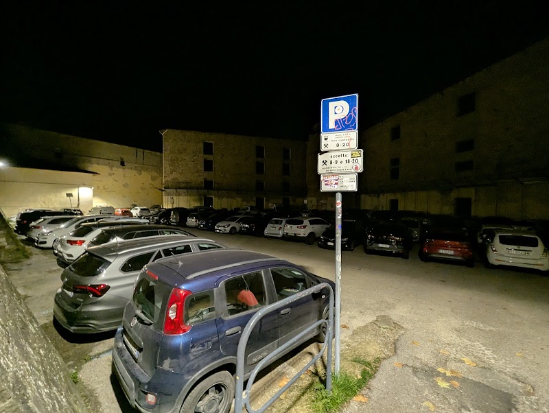 Parcheggio Beccaria