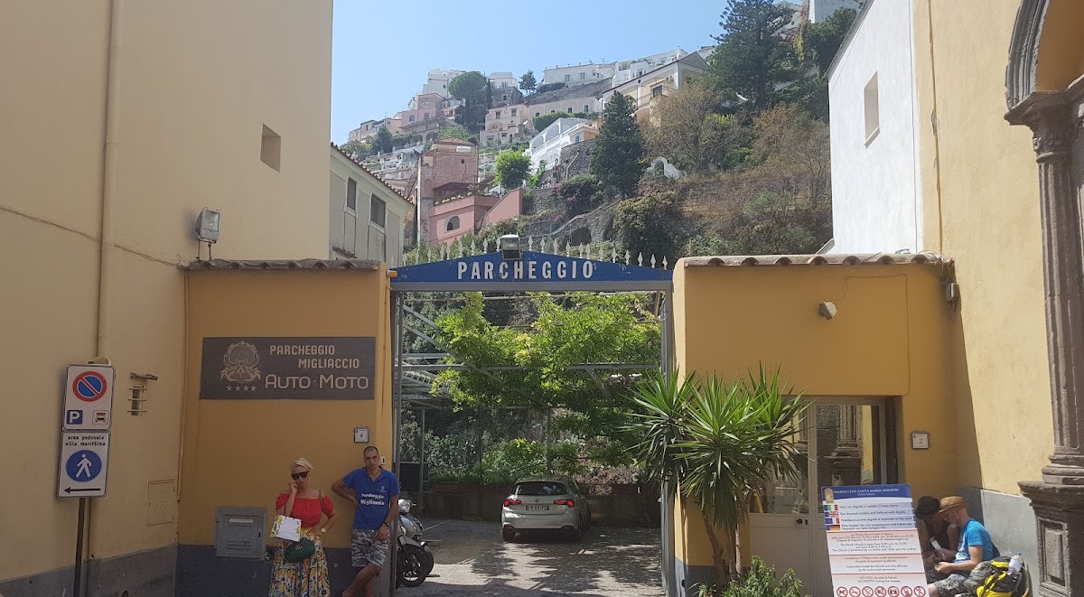 Parcheggio Migliaccio Parking