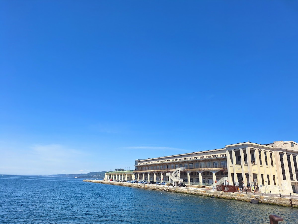 Parcheggio Pubblico Riva Nazario Sauro