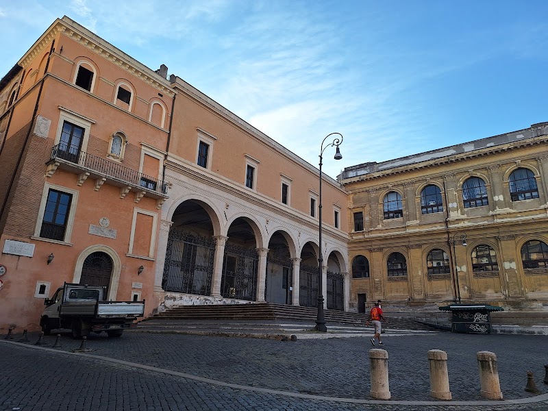 Parcheggio San Pietro in Vincoli