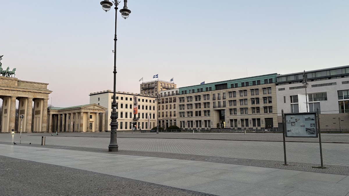 Parkhaus Adlon APCOA