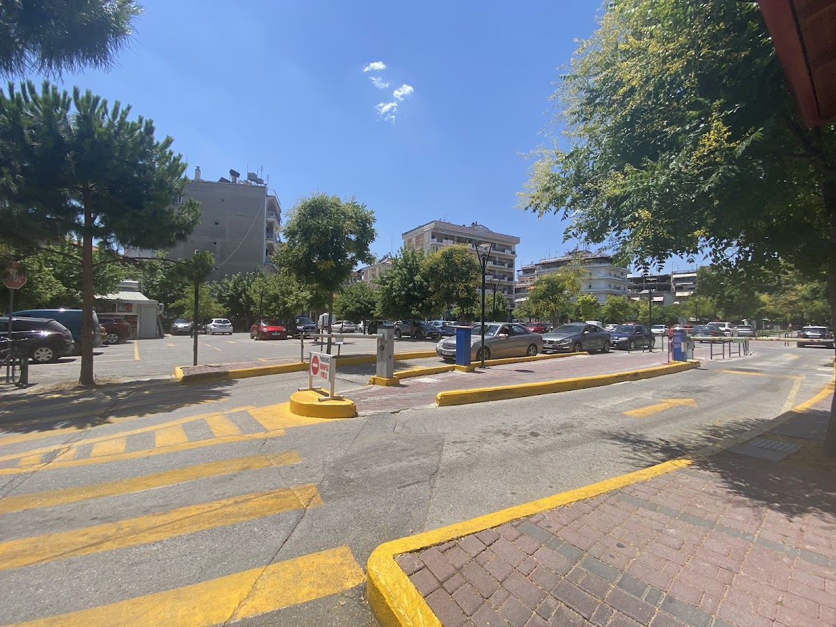 Δημοτικό Parking Πλατεία Μακεδονίας
