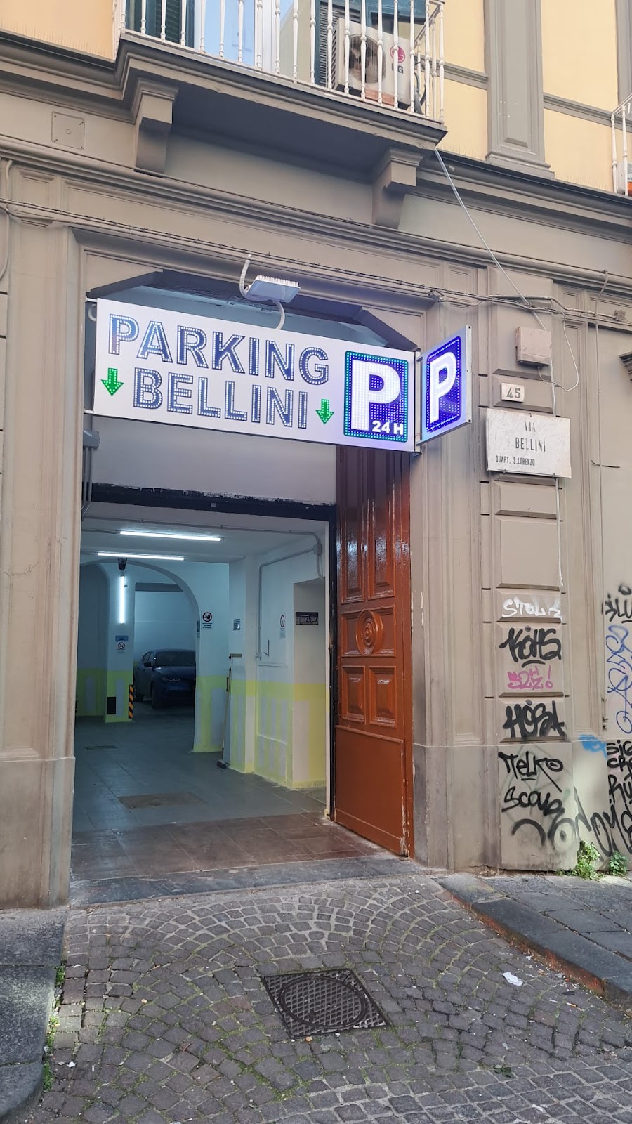 Parking Bellini