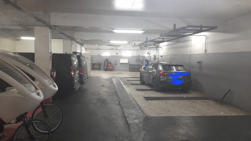 Parking Claridge Champs-Elysées