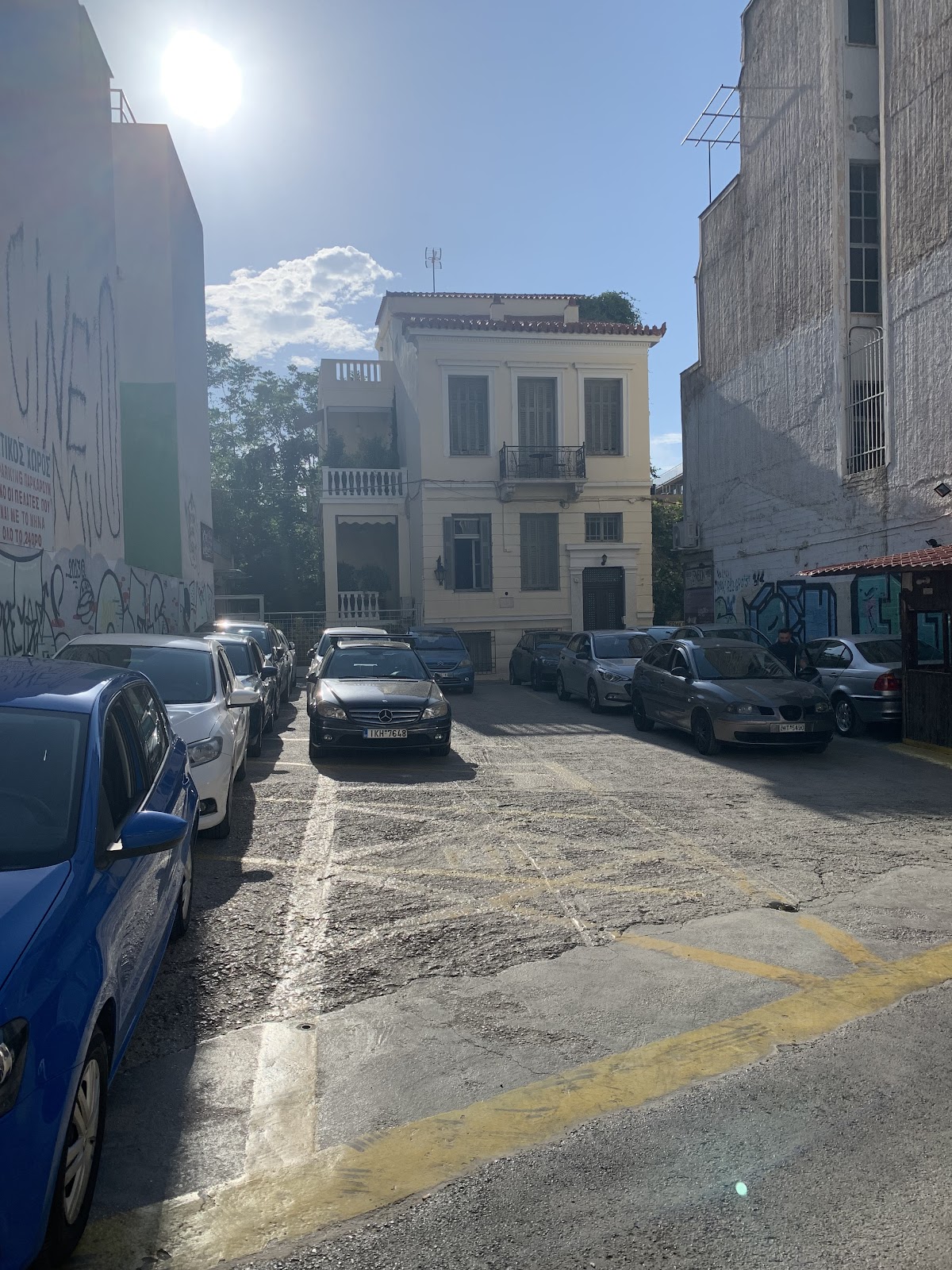 Parking Kostas