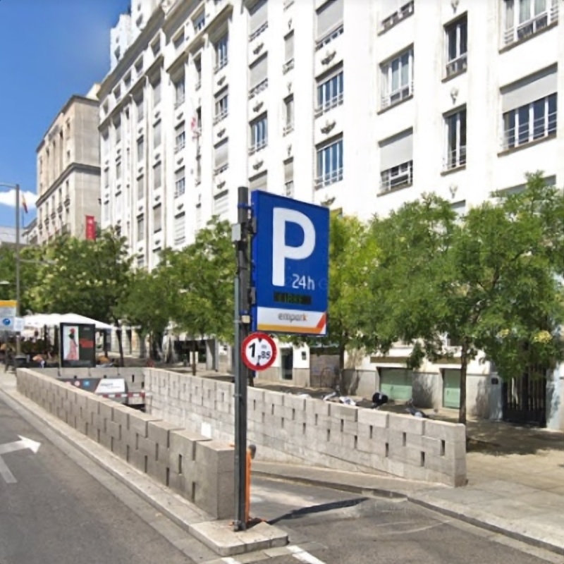 Parking Las Cortes