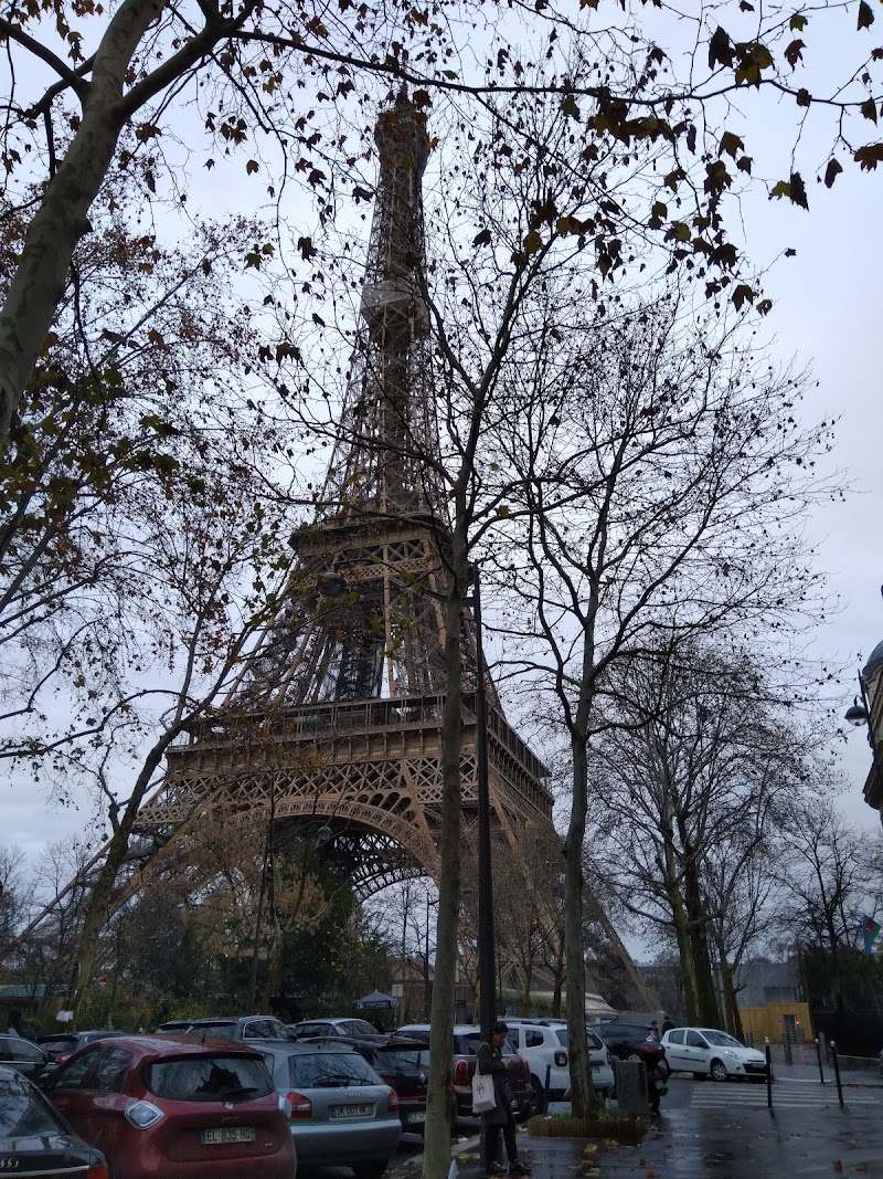 Parking Pullman Tour Eiffel