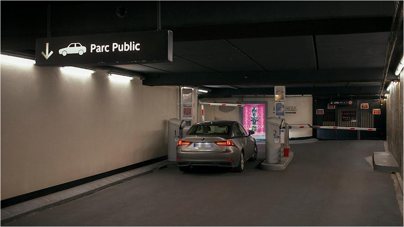 Parking Saemes Quai Branly - Tour Eiffel