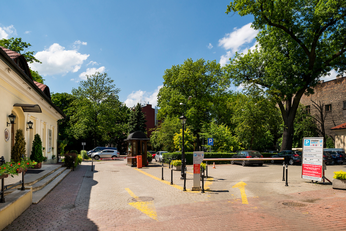 Parking Straszewskiego