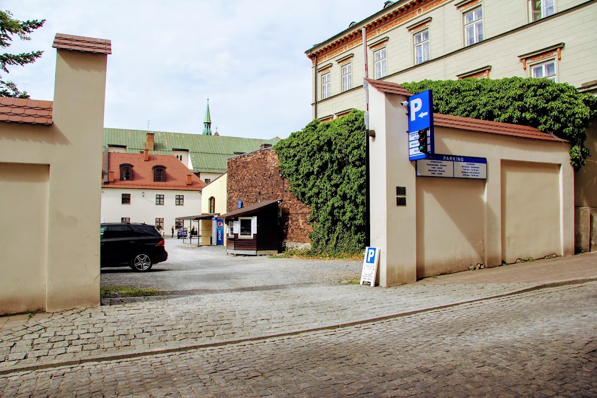 Parking Strzeżony w centrum miasta