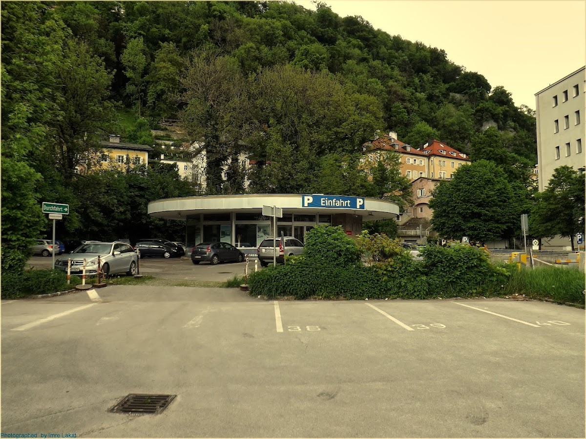 Parkplatz UKH
