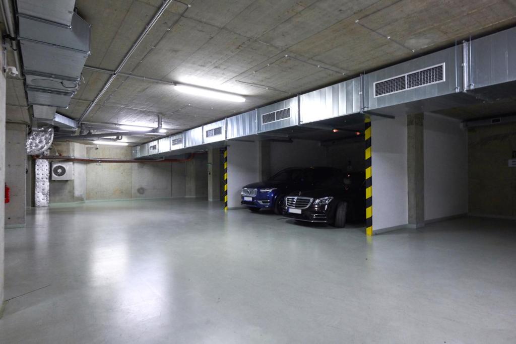 PYTLOUN PARKING - Centrum - Dlouhá 15