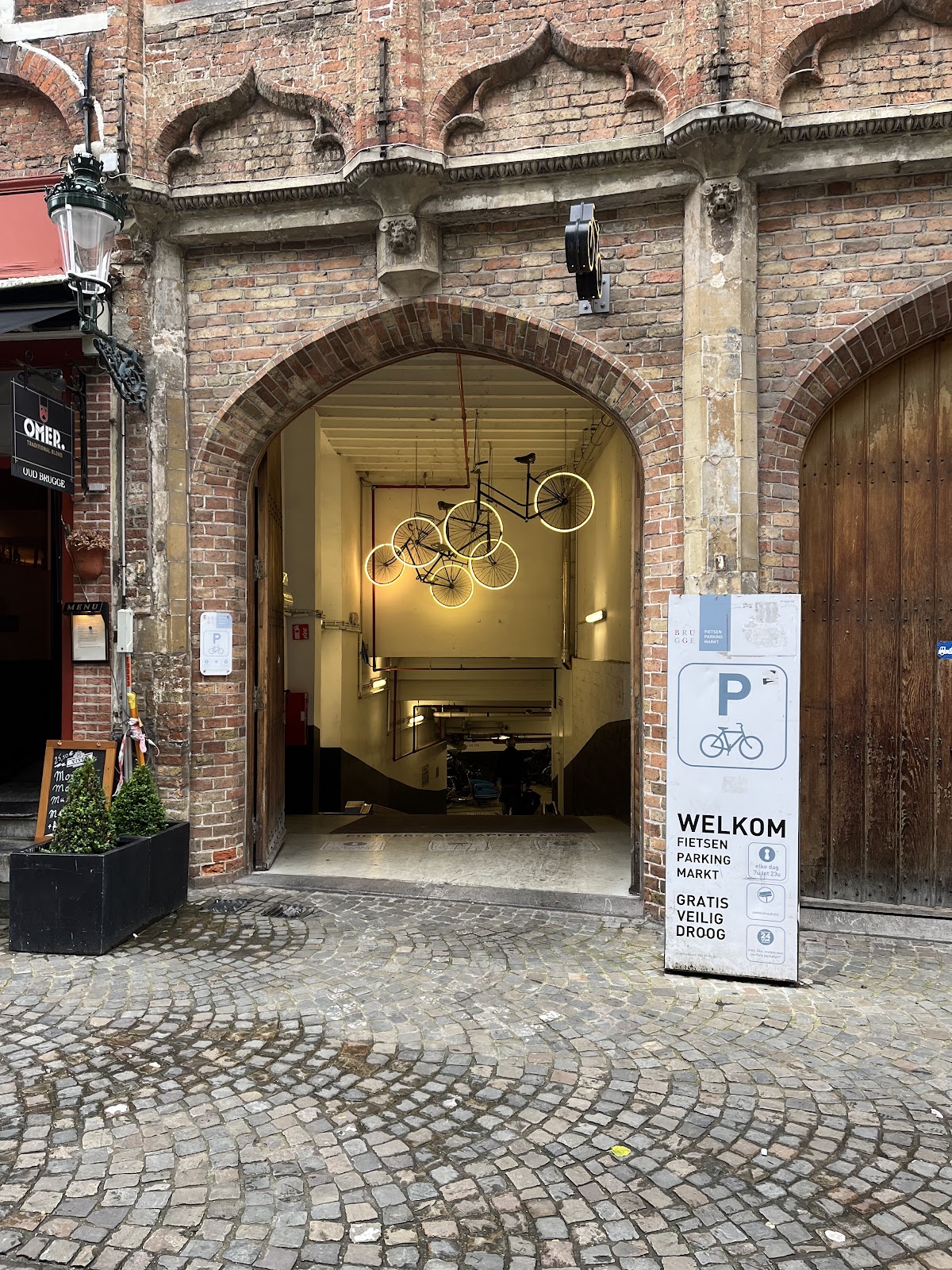 Underground bikeparking market square