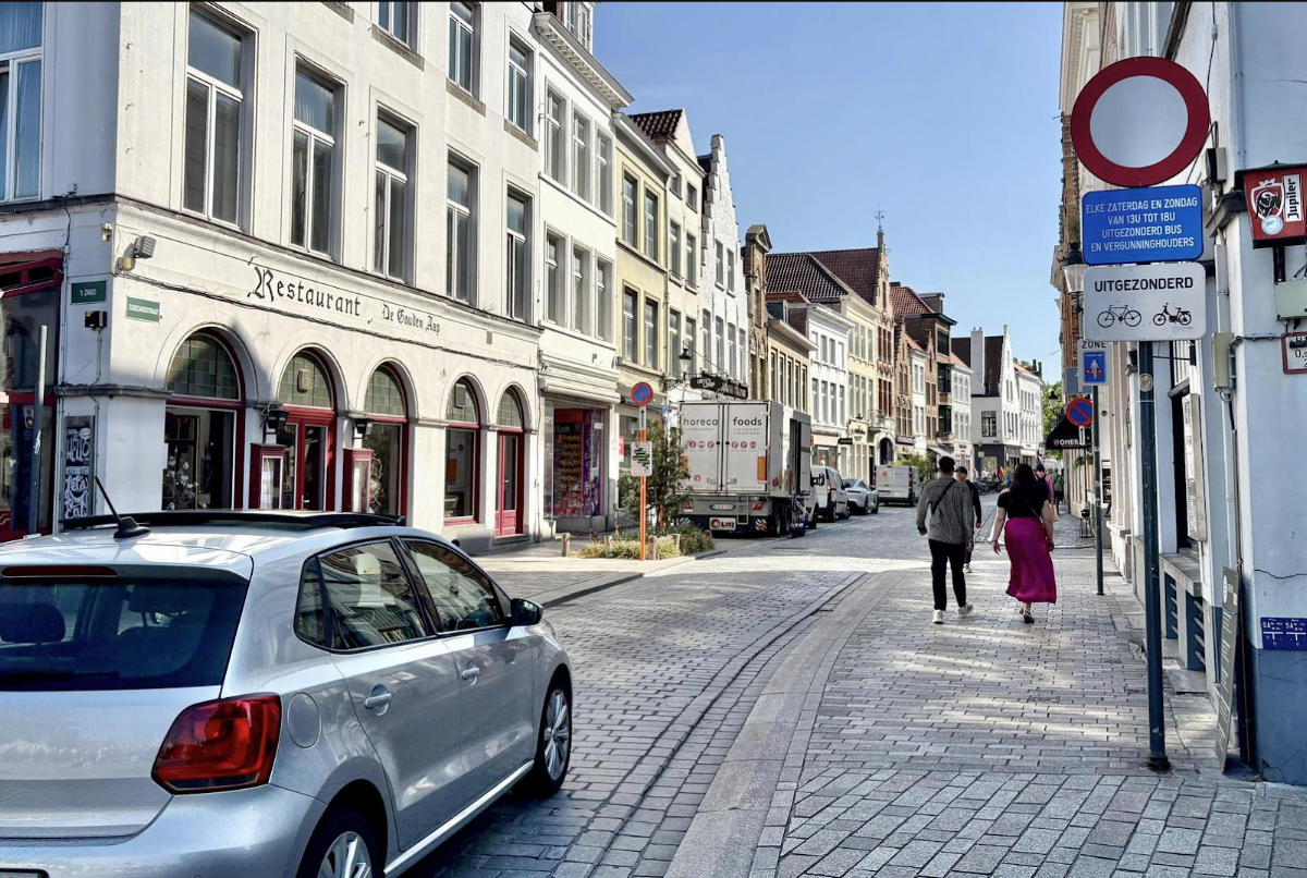 Underground parking garage - Zilverpand/Dweerstraat (capacity 392)