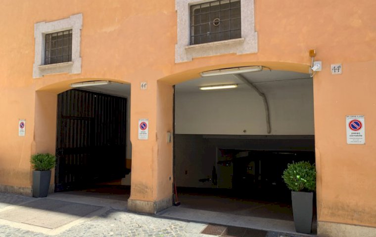 Vantaggio Parking