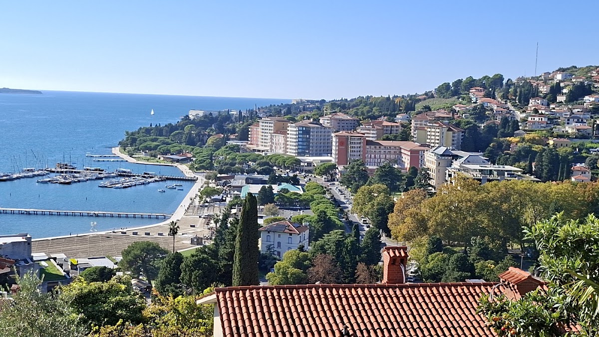 Villa Bellevue Parking