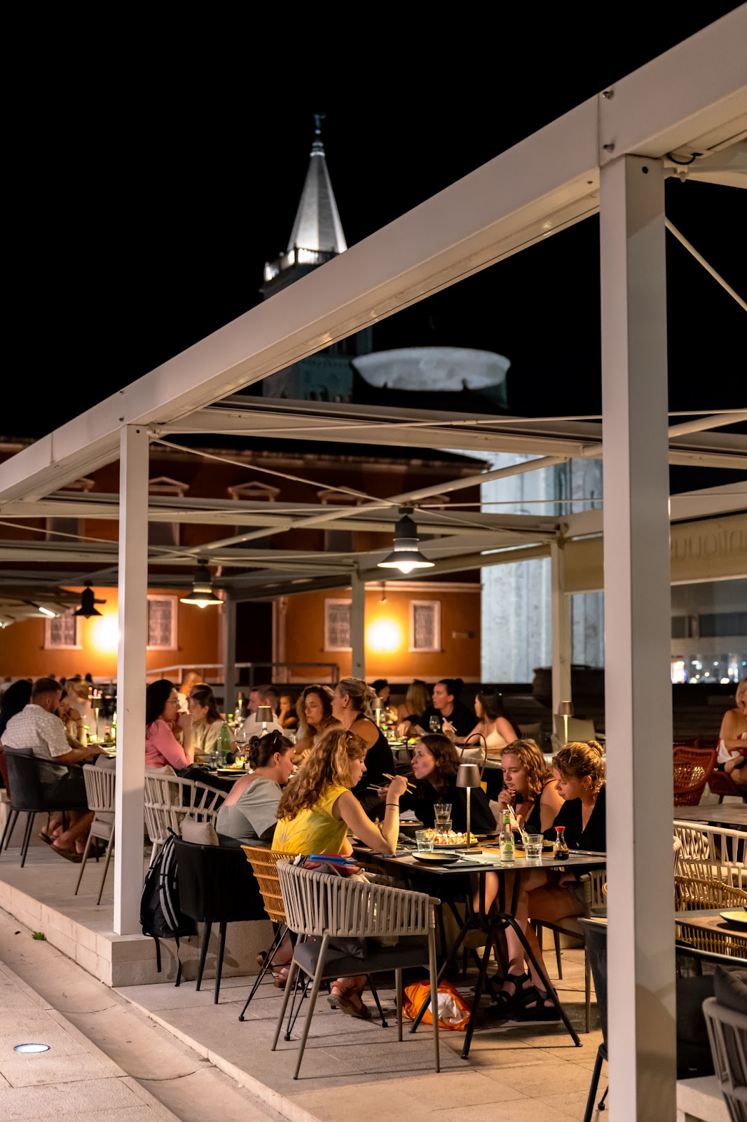 ANTIQUUS Sushi and More Zadar