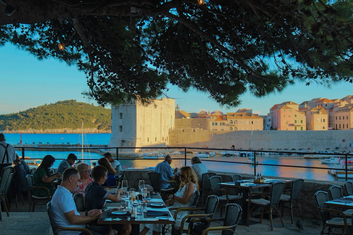Bistro Revelin