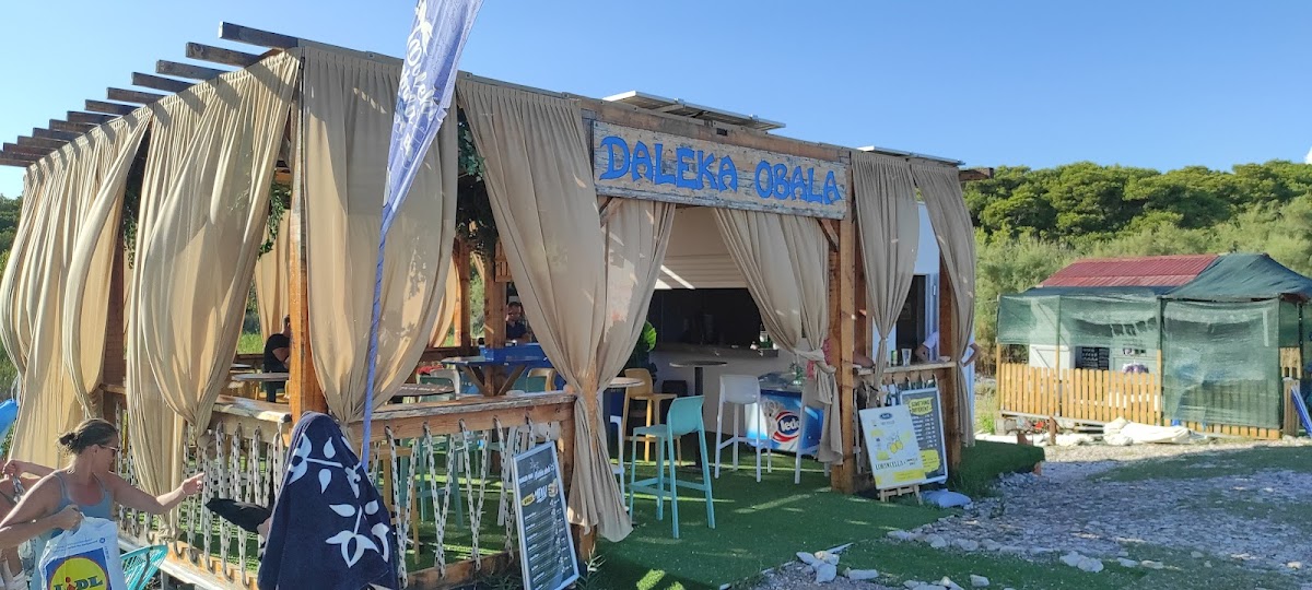 Daleka Obala