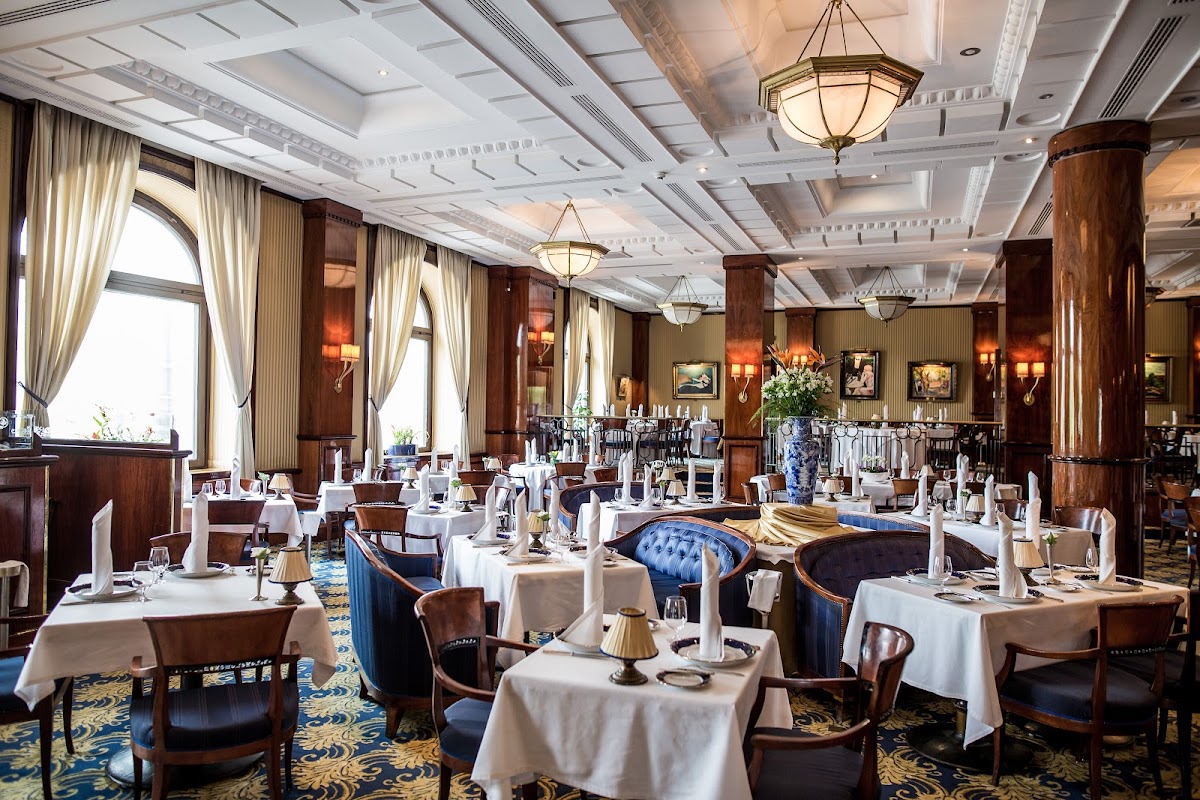 Gundel Cafe Patisserie Restaurant