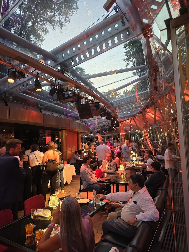 Justme Milano - Restaurant & Club