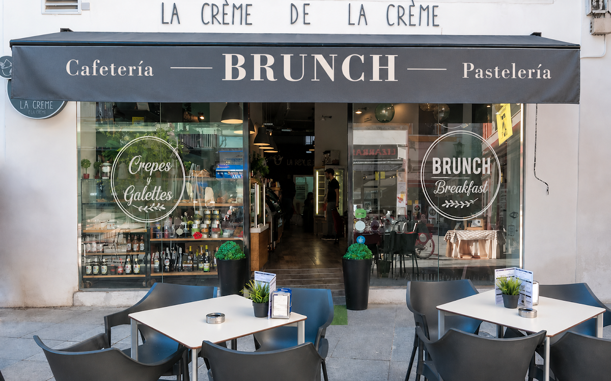 LA CRÈME DE LA CRÈME Brunch & Breakfast. Crepes, Galettes, Gofres.