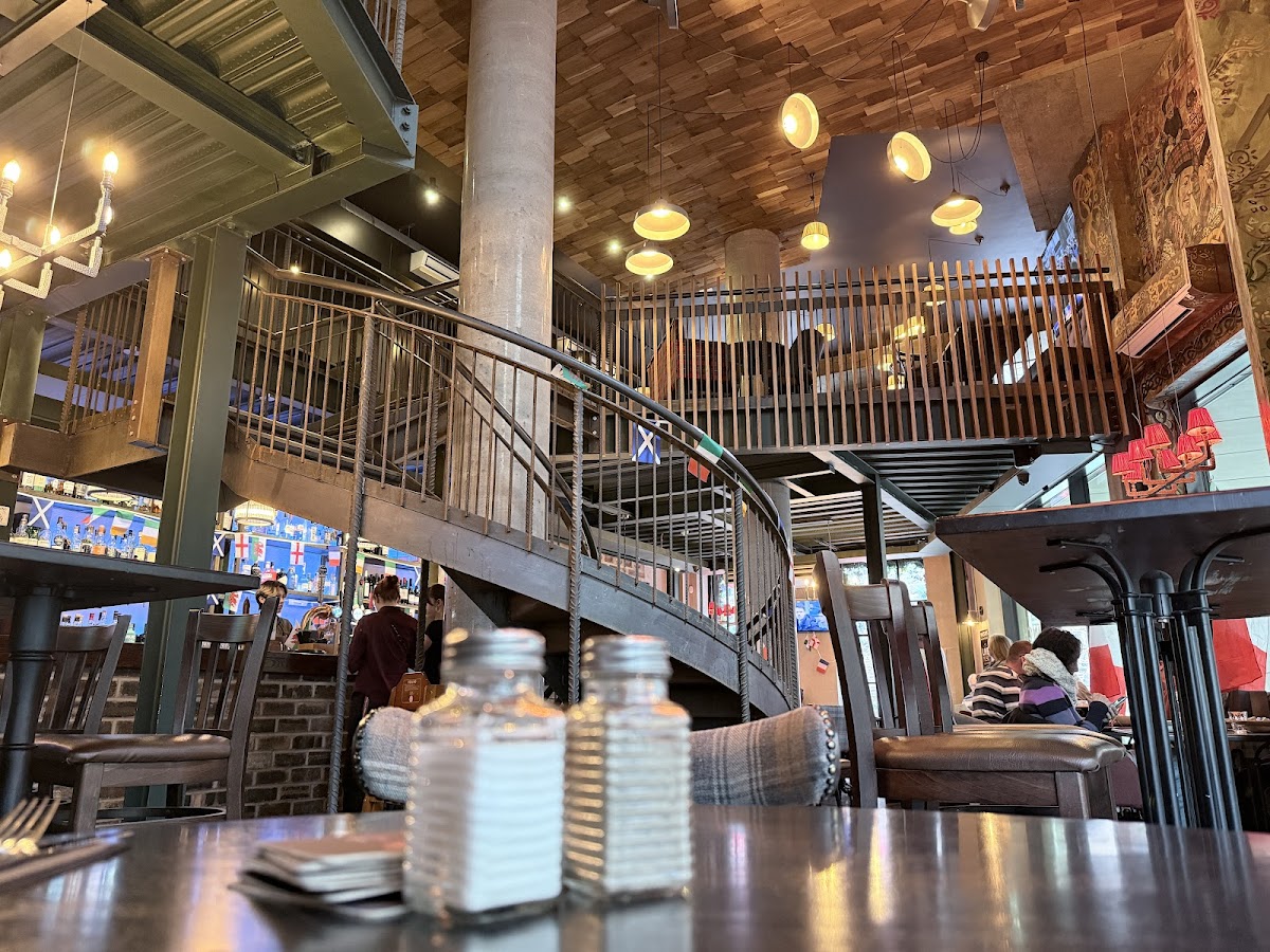 MacKays On The Mile
