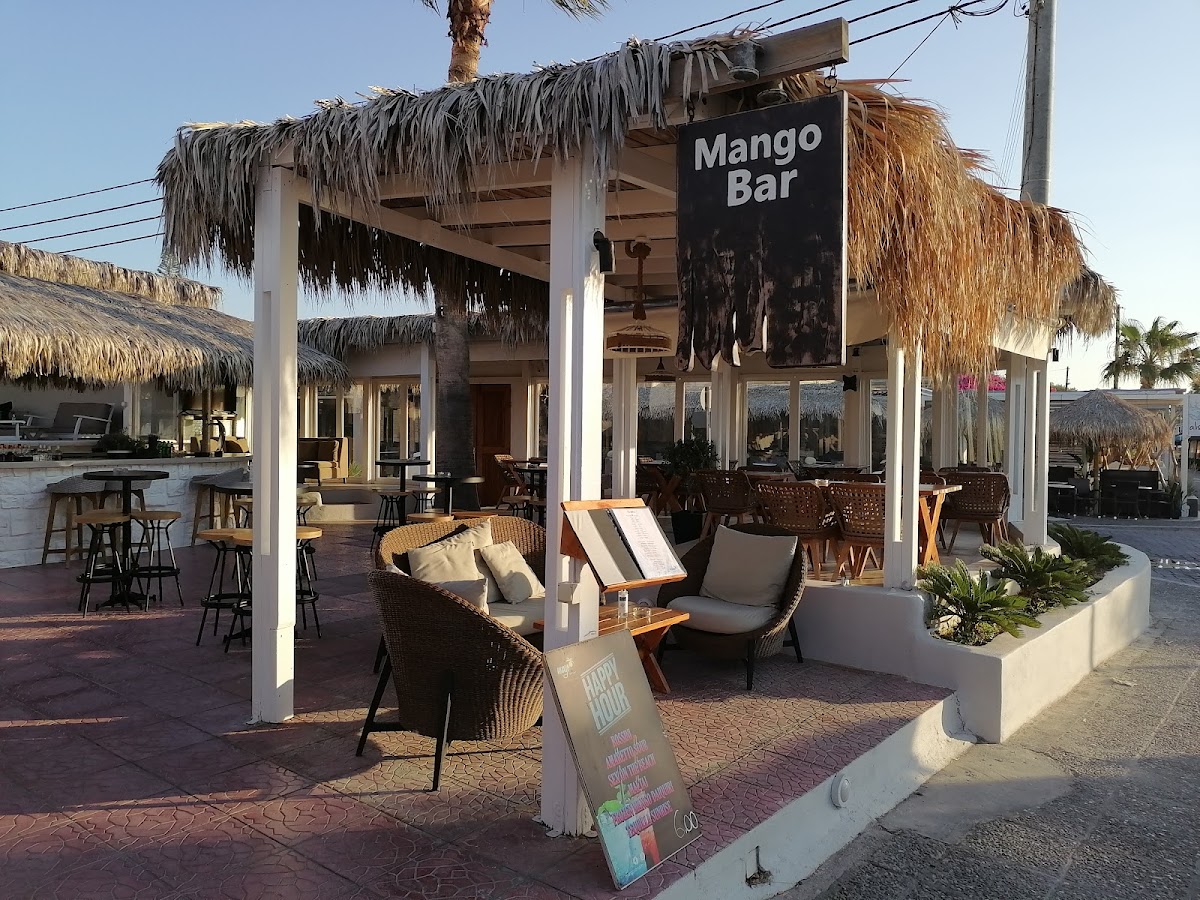 Mango restaurant bar