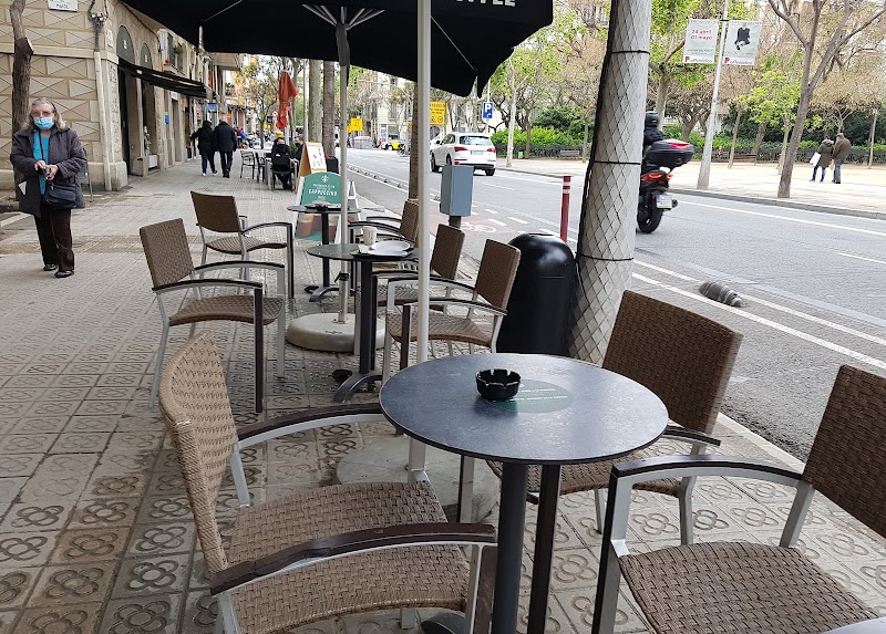 Starbucks Barcelona Sagrada familia