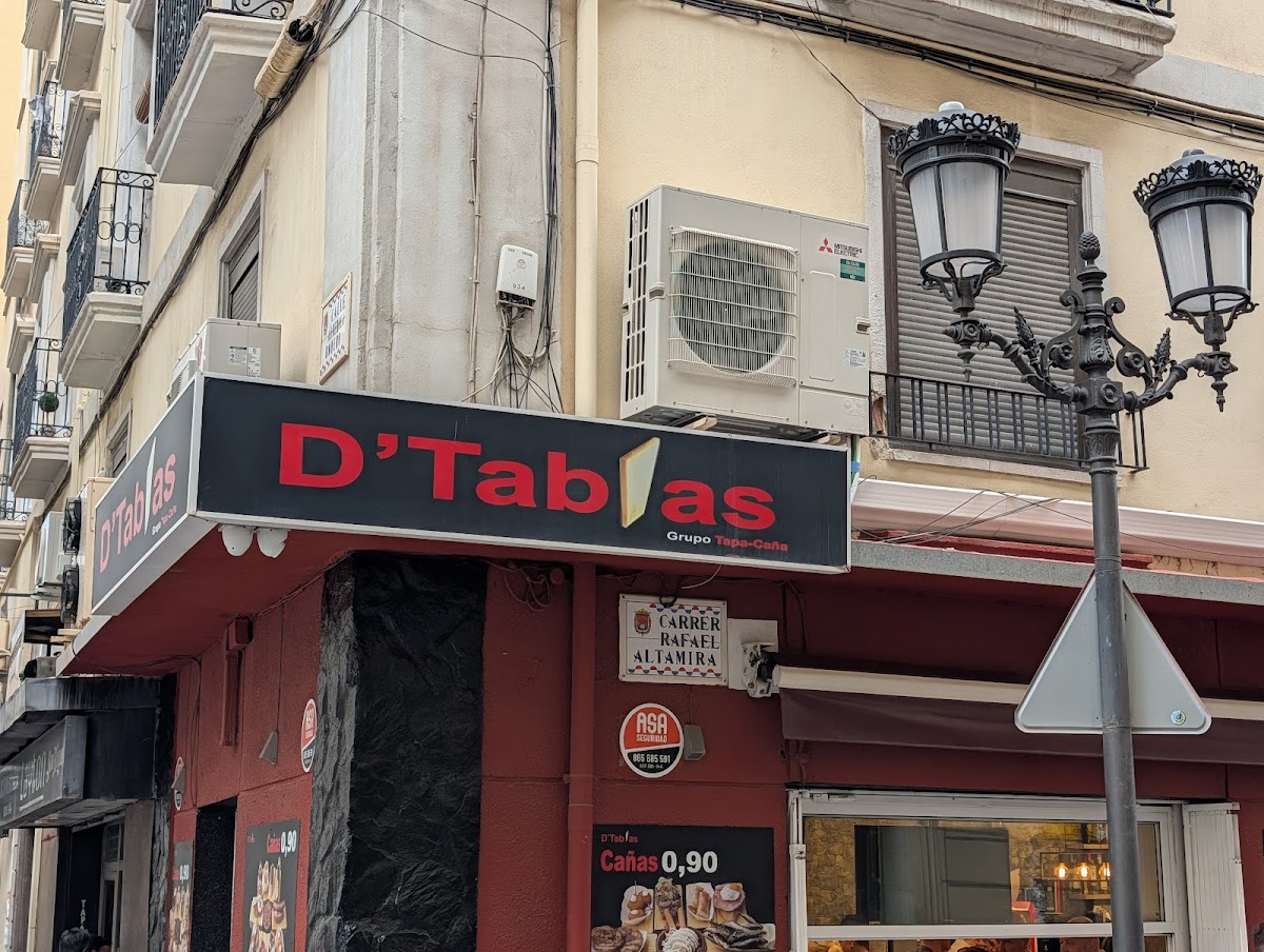 Tapa-Caña (D'Tablas)