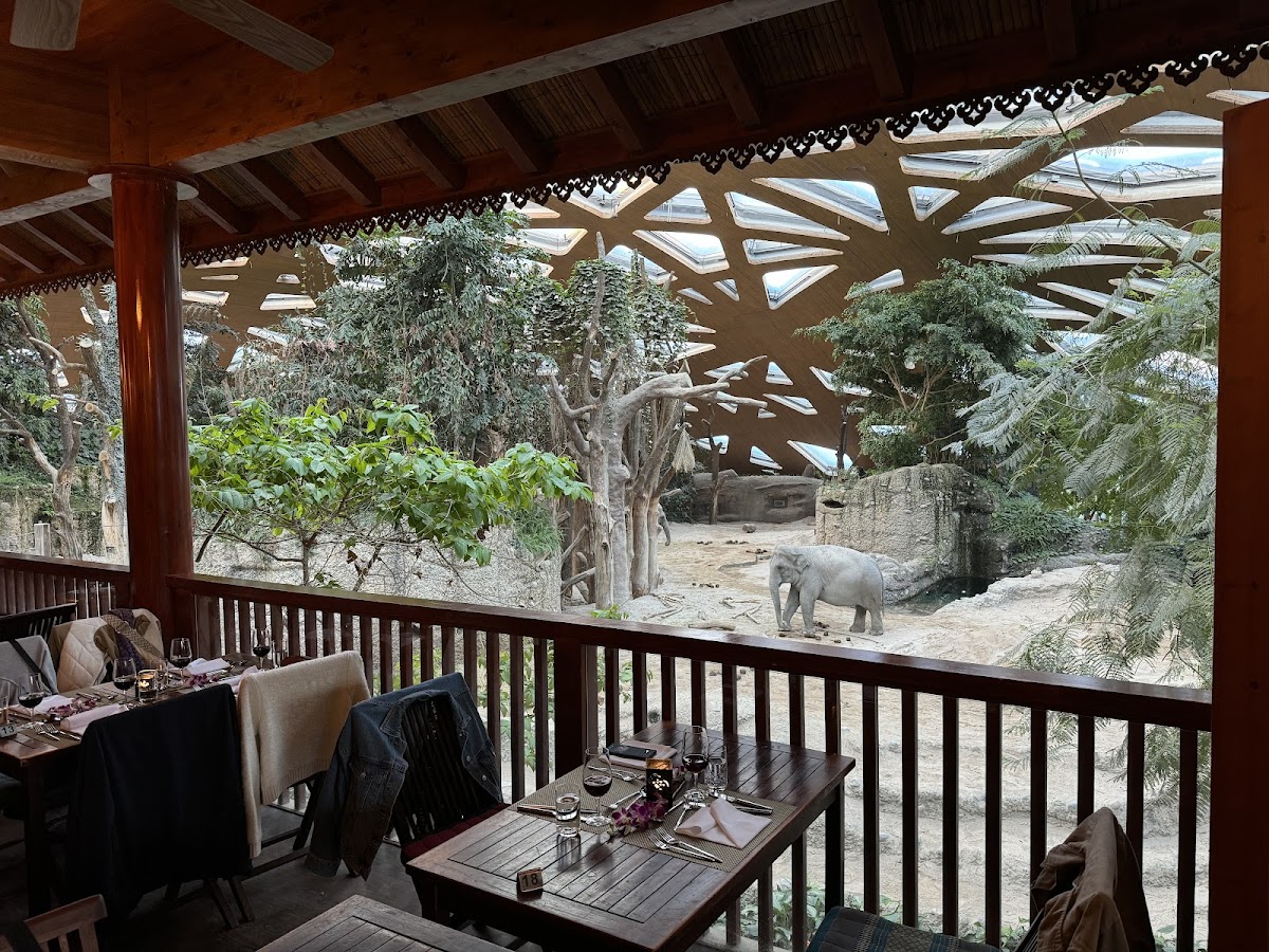 Thailodge