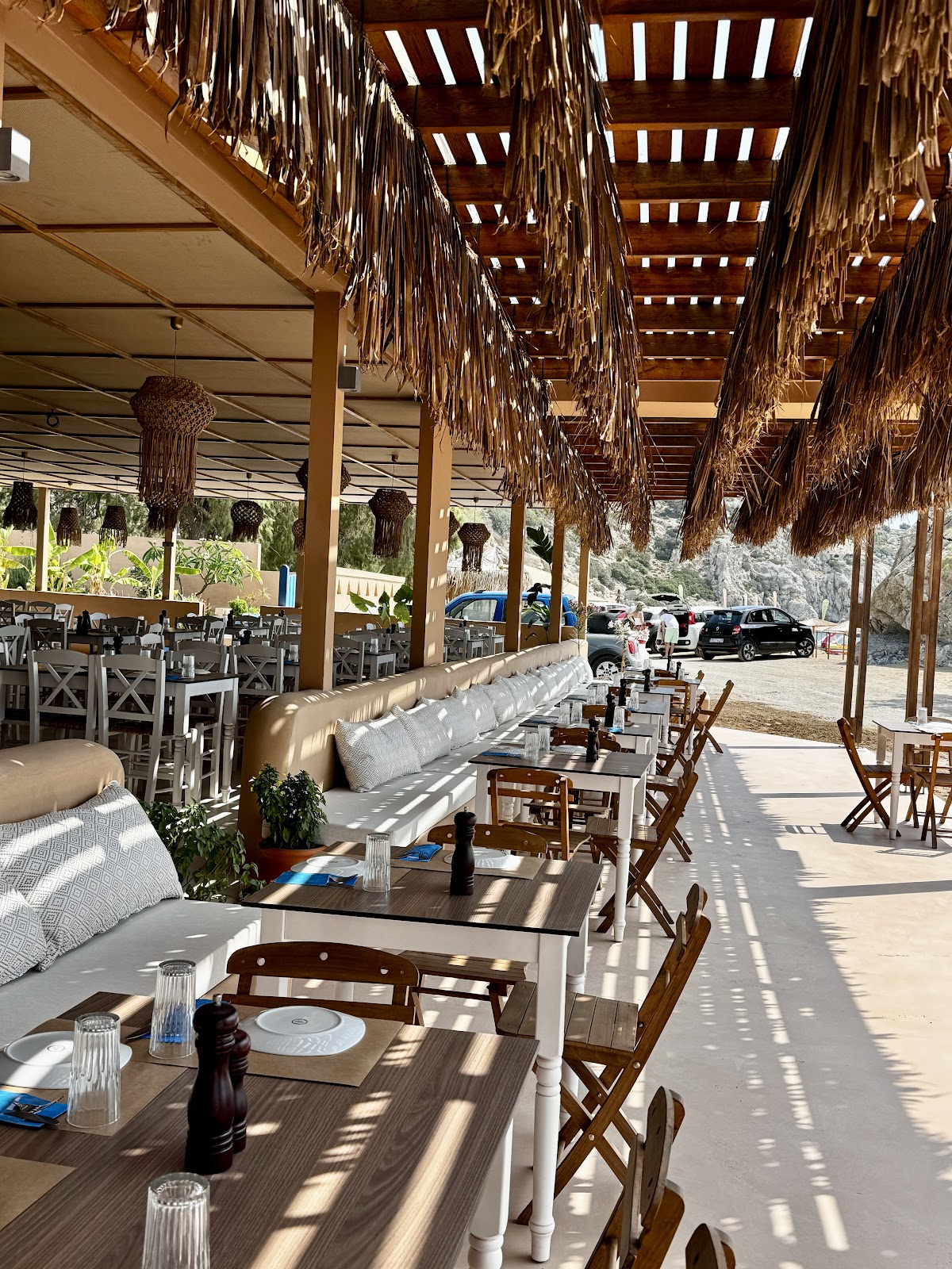 Tsampika Restaurant - Beach Bar