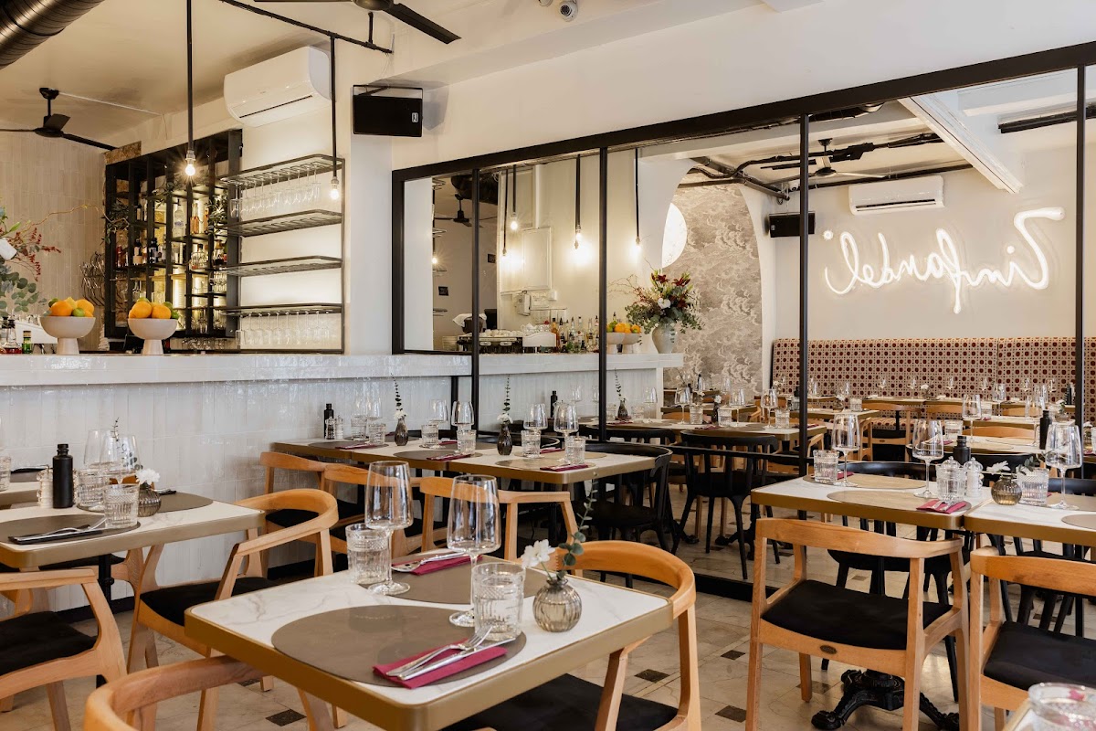 Zinfandel Food & Wine Bistro